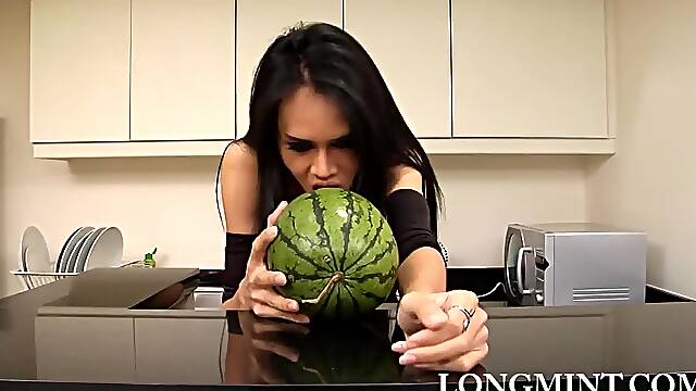 Long Mint and a melon