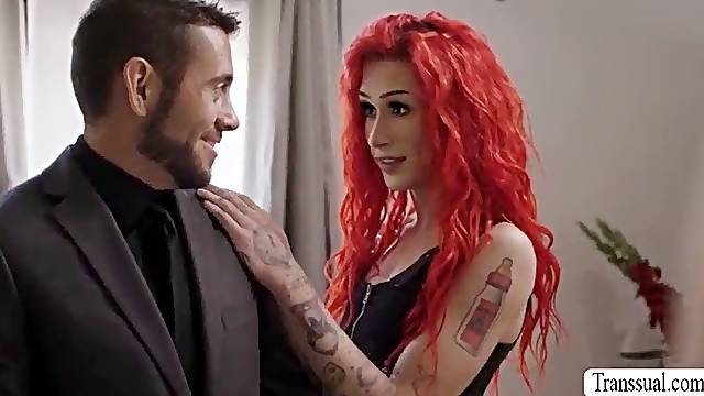 Lean Ts and her gf plowed by agent