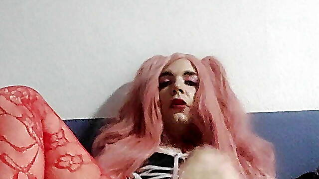 Sissy juviajolie spread her legs to get fucked
